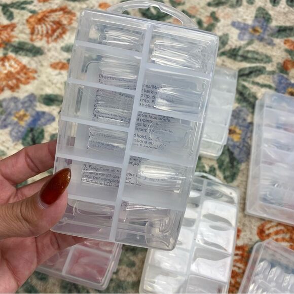 GEL-X NAIL EXTENSIONS LOT assorted shapes and sizes clear gelish - Picture 7 of 8